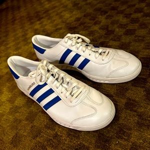 Adidas hamburg men’s size 12 white and blue